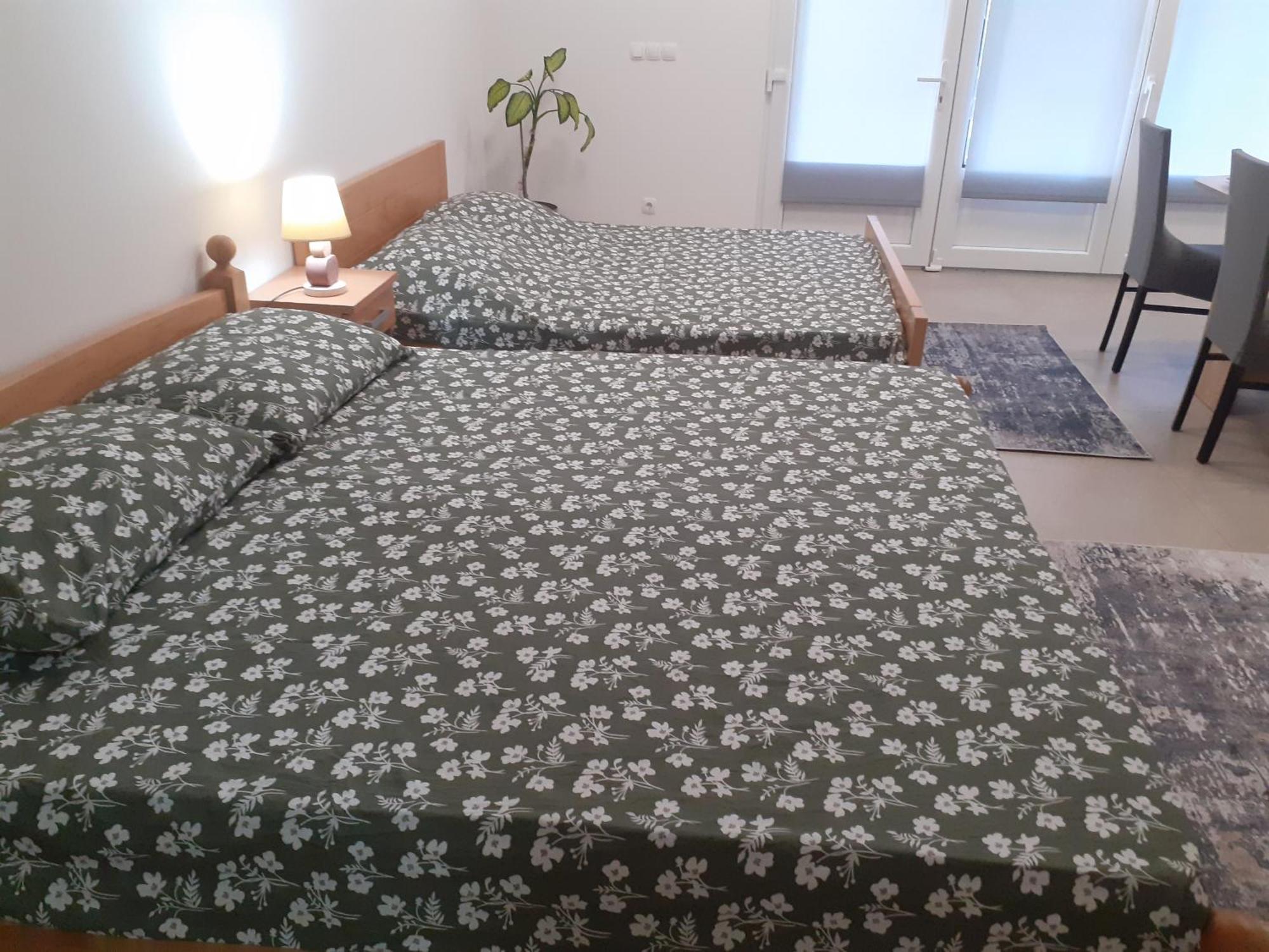Apartmani Miletic Jelsa  Bagian luar foto