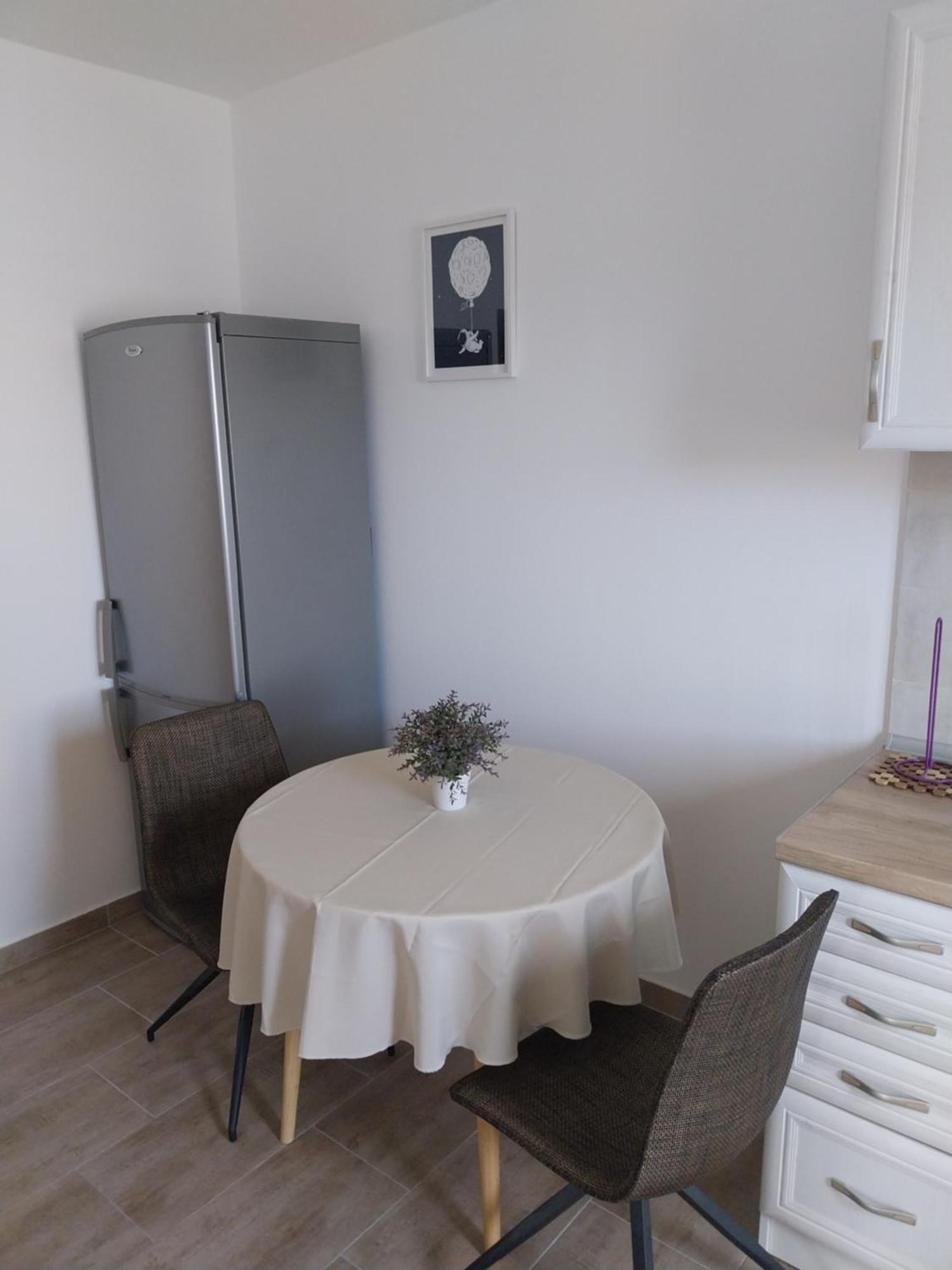 Apartmani Miletic Jelsa  Bagian luar foto
